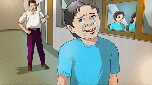 3歲童直闖馬路嚇哭！里長廣播幫尋父　都因爸爸找車位先放他在路邊