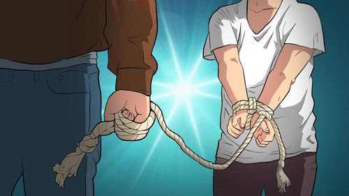 父出殯哥哥酒醉鬧靈堂 弟弟跟堂弟竟拿啞鈴砸頭勒死他