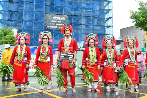 花蓮里漏部落祖靈祭登場　祭師召喚先靈族人感動落淚