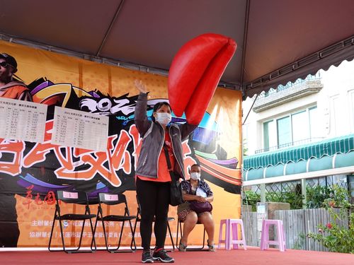 先民文化节花莲市登场 超巨大掷筊王趣味赛拚手气