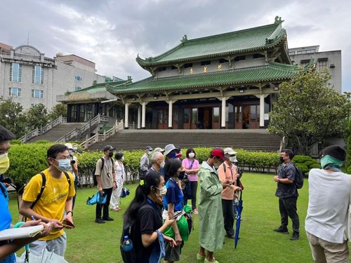 帶領民眾遊走花蓮港街讀歷史 解讀知名地標建築的前世今生