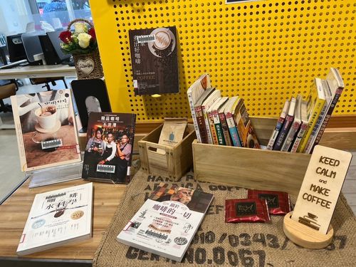 借6本書即送好「咖」　花蓮市圖贈公益掛耳包