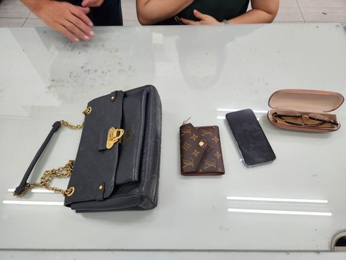 結婚20周年禮LV包被竊 人妻遇暖警!7天後物歸原主