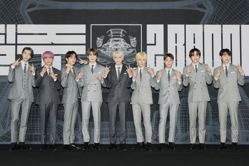 NCT 127推新輯瞄準告示牌冠軍 自比像「麻辣燙」讓人中毒