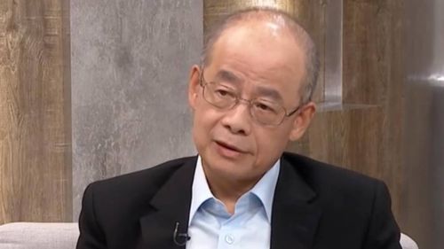 神秘「旅美教授」翁達瑞返台自介　爭議筆名由來很單純！投書首戰都為了「他們」