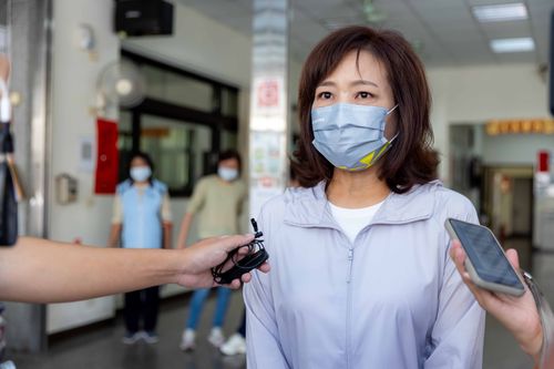 幼稚園就會上BBS站？沈慧虹批高虹安不只戰學歷還吹牛　不要成為「女版柯文哲」