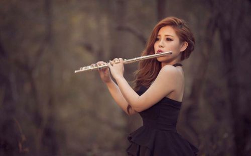 美女直播主昆霓長笛出國比賽爭光 寫信求文建會資助