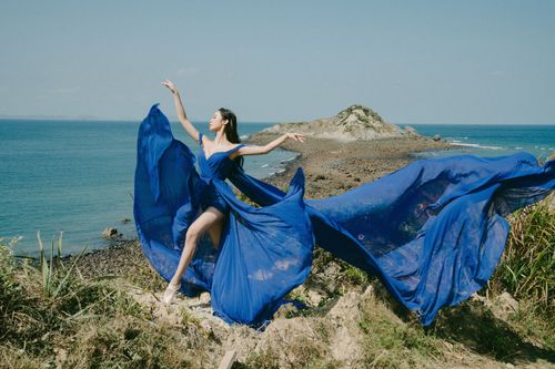 康茵茵赴馬祖「用身體記錄台灣」 腳指甲斷成兩半忍痛上工