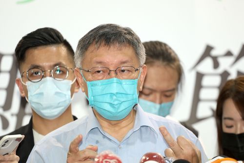 嗆綠營策略「把人抹紅」　柯文哲：絕不可讓台灣給民進黨搶去