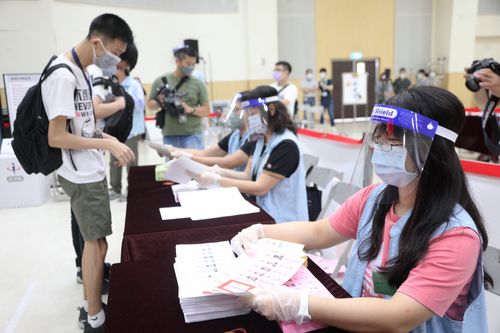 年輕人返鄉投票！學生會有必要打理選舉返鄉專車嗎？