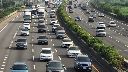 中秋连假首日！国道1号南下彰化段塞爆　时速仅20公里