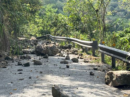 獲救了!花蓮六十石山、赤科山道路坍方 686名遊客受困全數平安脫困