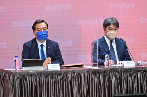 疫情進入觀察重點期 政院:160萬劑次世代疫苗將到貨