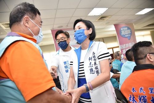 柯志恩下周高雄萬人造勢晚會 韓國瑜會以「某種方式」力挺