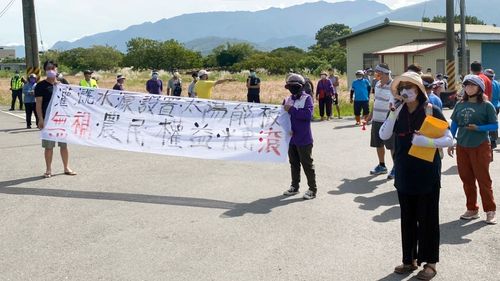 捍衛台東池上稻浪美景 鄉民上街抗議光電產業入侵
