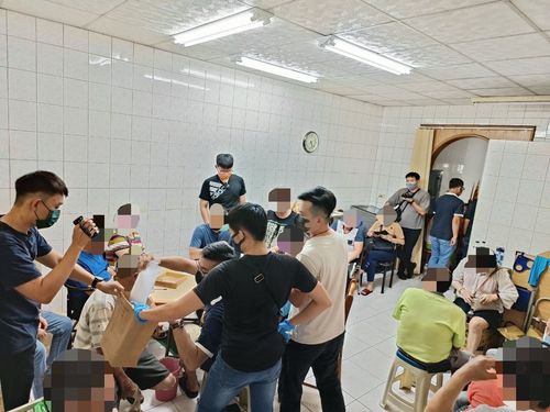 台南民宅藏天九牌职业赌场　七旬负责人跑不掉！连同20名赌客遭送办