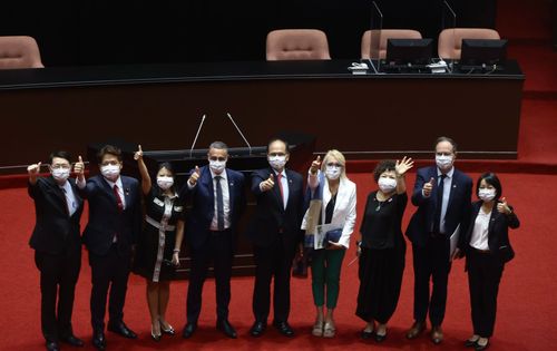 法國議員團參訪立法院 游錫堃:中國駐法大使需被「再教育」