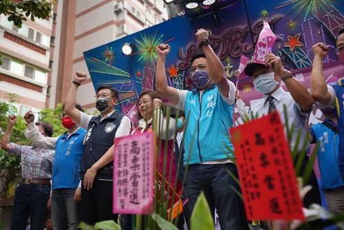 林耕仁假日行程滿檔 「舒適減壓」用科技手段導入交通治理