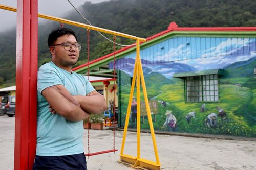 金針花海人氣全震跑!熱區秒跌停 業者:至少來通訊別成孤島