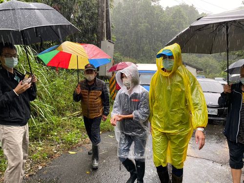 大雨狂炸宜蘭!農漁作物、山區道路重創 林姿妙勘災爭取救助