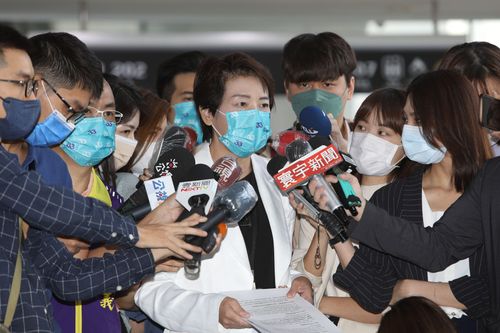 藍營轟北市660元敬老卡政策買票搶救黃珊珊 本人回應了