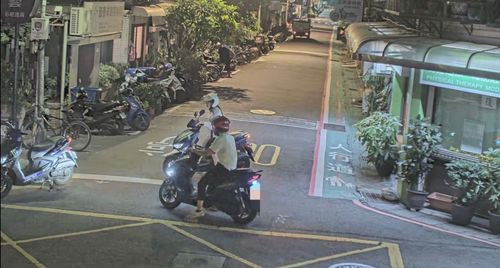 行車小擦撞謹記12字口訣　北市警籲：報警、勿離現場以免吃上肇逃官司