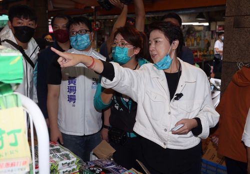 传绿营办大型抗中保台造势会　黄珊珊：谁不保台？相信台湾人智慧不会这么低