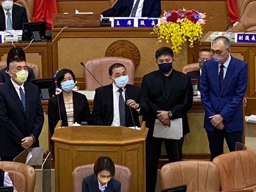 新北市長侯友宜腸胃不適　缺席今晚富邦悍將開球嘉賓