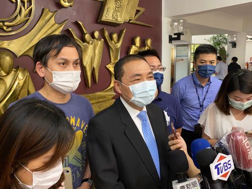 林佳龍質疑學士跳博士「很奇怪」 侯友宜:依教育部規定、歡迎檢視