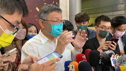 柯文哲揭高端賺股票　開嗆民進黨：權力使人腐化