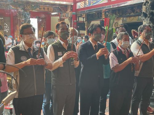 賴清德訪桃園偕雙鄭參拜　總統前哨戰提前開打？