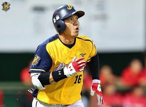 40歲還能轟滿貫砲　周思齊中職史上第2老