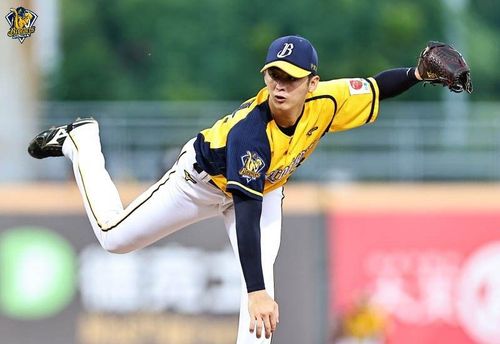 防禦率超越德保拉 吳哲源空降排行榜第3