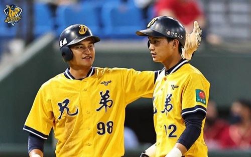 岳政華3分砲中信5連勝 樂天黃子鵬終止9連勝