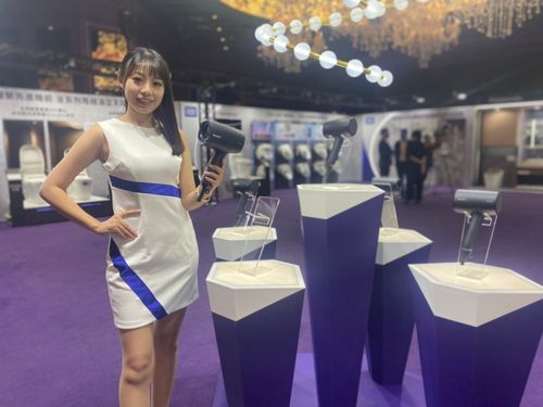 史上最大風量吹風機更輕巧 APP一指管控冰箱