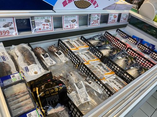 楊丞琳「在台吃海鮮奢侈」引戰　陳吉仲：食魚教育讓她瞭解就成功了