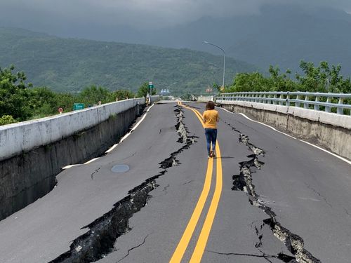 《壹蘋》重返高寮斷橋現場 「彷彿走在平衡木上」