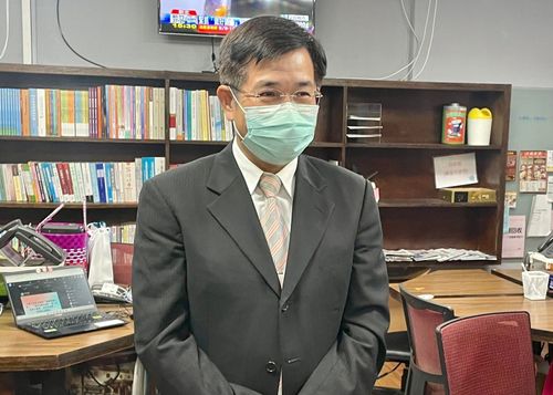 疫情升溫!9/12起同學確診「快篩陰可回校」 教長:無縣市要求加嚴