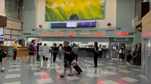 《壹蘋》直擊台東站類火車啟動!區間票搭客運 正妹嘆:回家路難