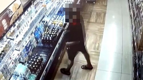 醉男進賣場偷酒還「就地開喝」　暢飲3小時後店家驚覺有賊報警