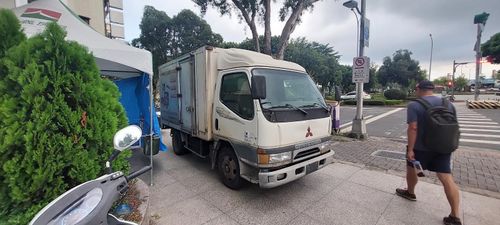 詭異!北市小貨車掛3車牌 逃稅、不繳通行費GG了