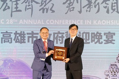 龐皮歐訪台|陳其邁偕龐皮歐出席高雄之夜 800位台商返台創千萬商機