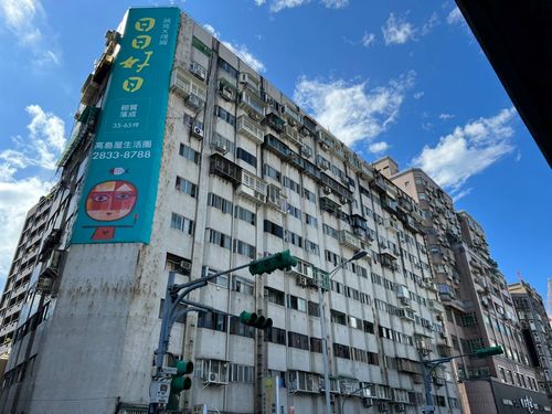 跳樓壓死賣肉粽的 台北傳奇大樓2年轉手賺百萬