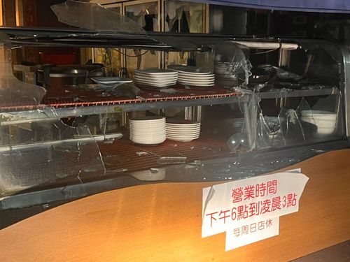 不滿被說欠錢不還　高雄男酒後烙人持鋁棒狂砸小吃店