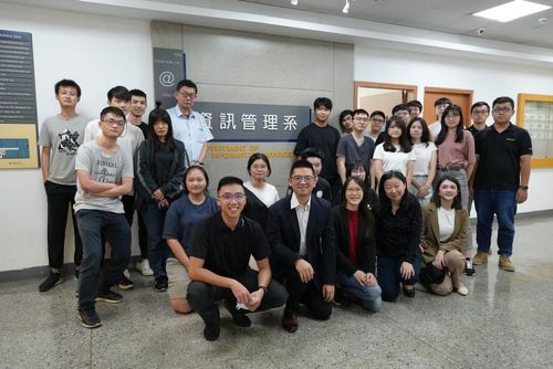 VMware攜台科大資管系打造DevSecOps工作坊　向下扎根開發者社群