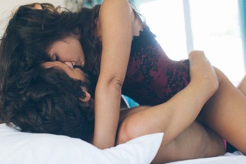 OL驚見A網「吃雞」影片女主角是自己!竟是前男友幹的 下場出爐