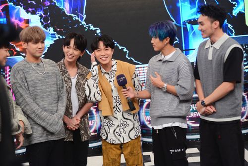 青峰吃飯配狼人殺消化不良 自嘲「中年就業大不易」