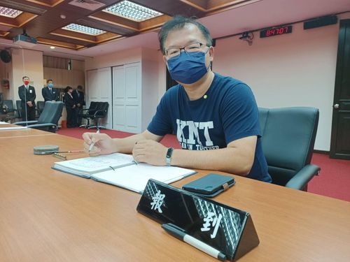 發言人反擊陳時中「牙醫師非醫師」變開地圖砲 北市牙醫公會怒嗆:蔣萬安道歉