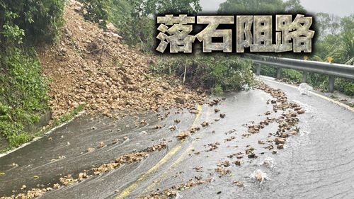 雙溪102縣道23K土石坍方 雙向暫無法通行