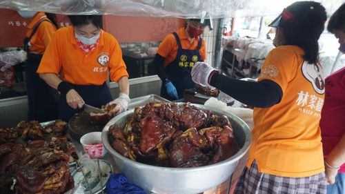 屏東萬巒豬腳節開跑　「The萬小旅行」包辦美食和音樂